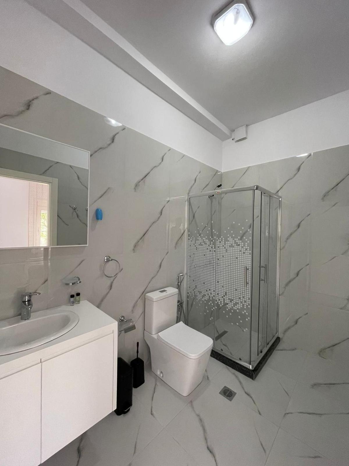 Ilvi Guesthouse Gjirokastër 外观 照片