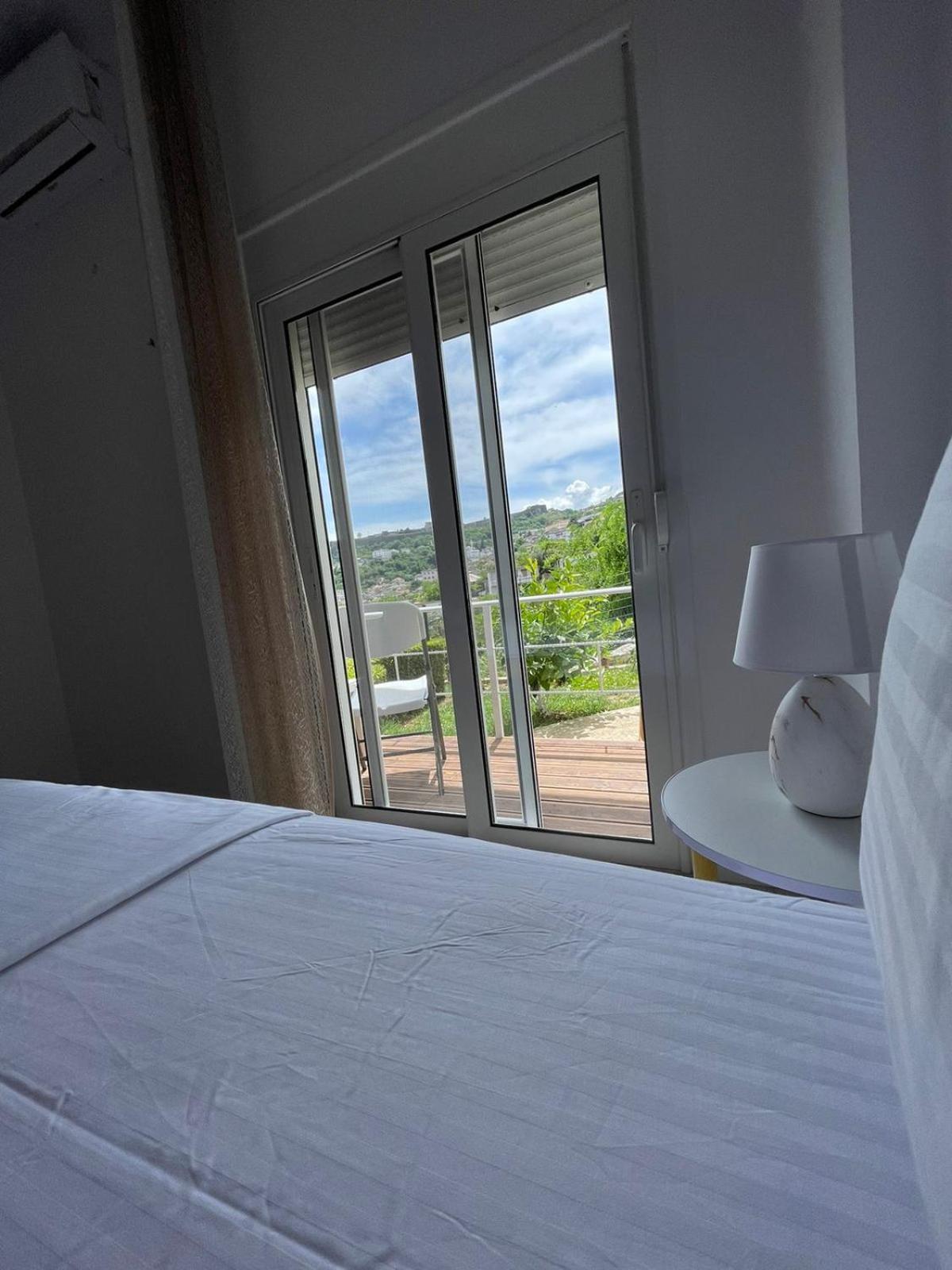 Ilvi Guesthouse Gjirokastër 外观 照片