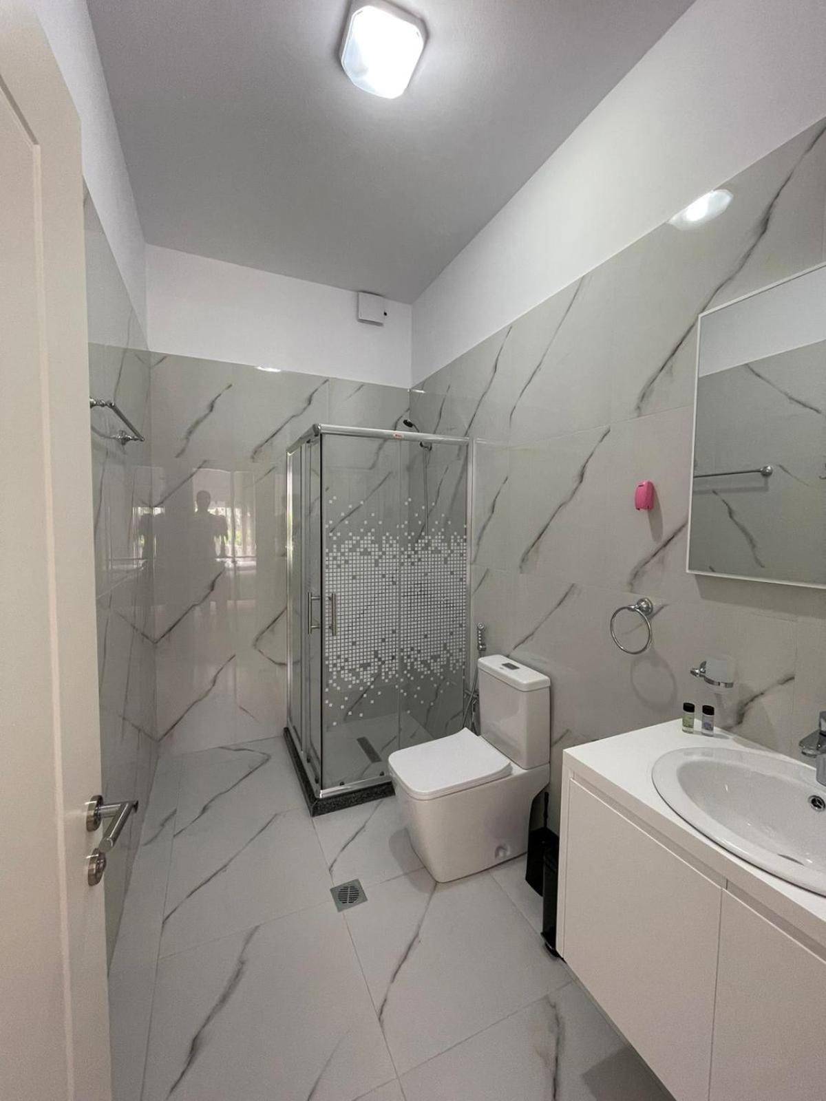 Ilvi Guesthouse Gjirokastër 外观 照片
