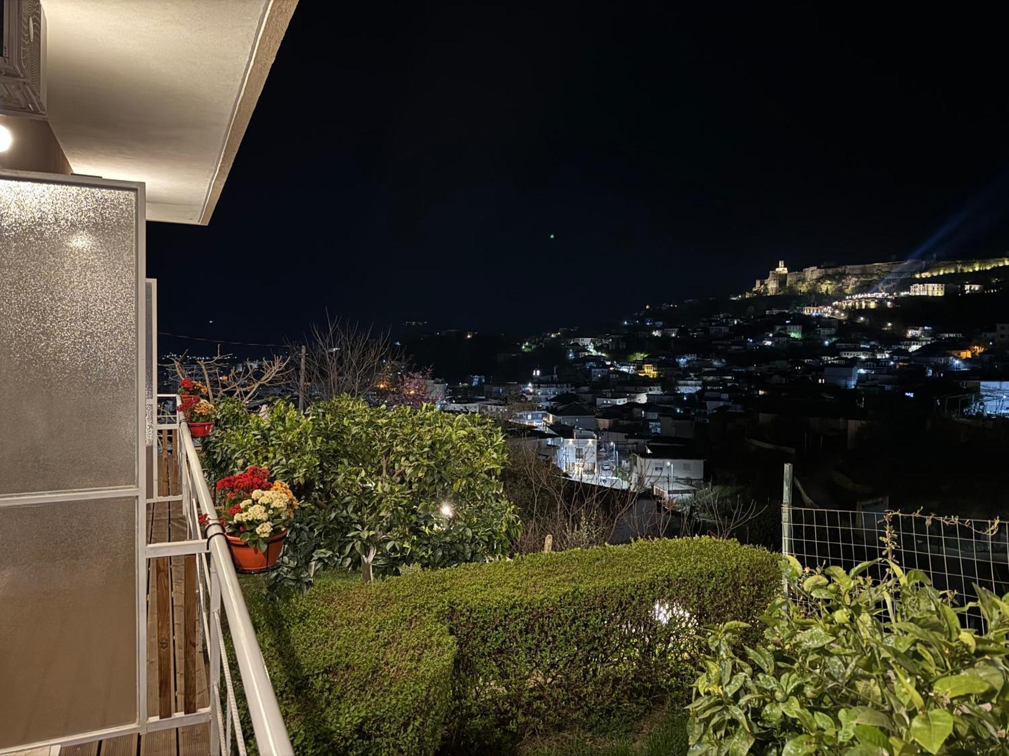 Ilvi Guesthouse Gjirokastër 外观 照片